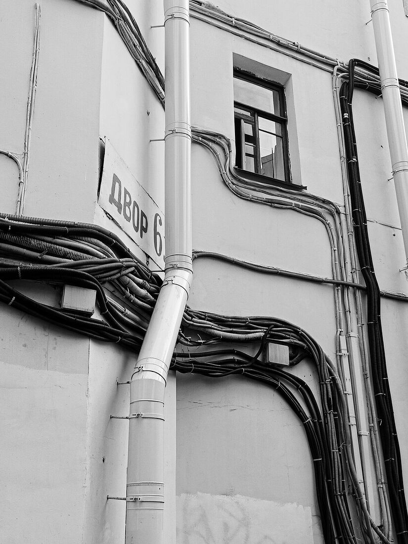 Anna Butorina. black and white. Двор №6